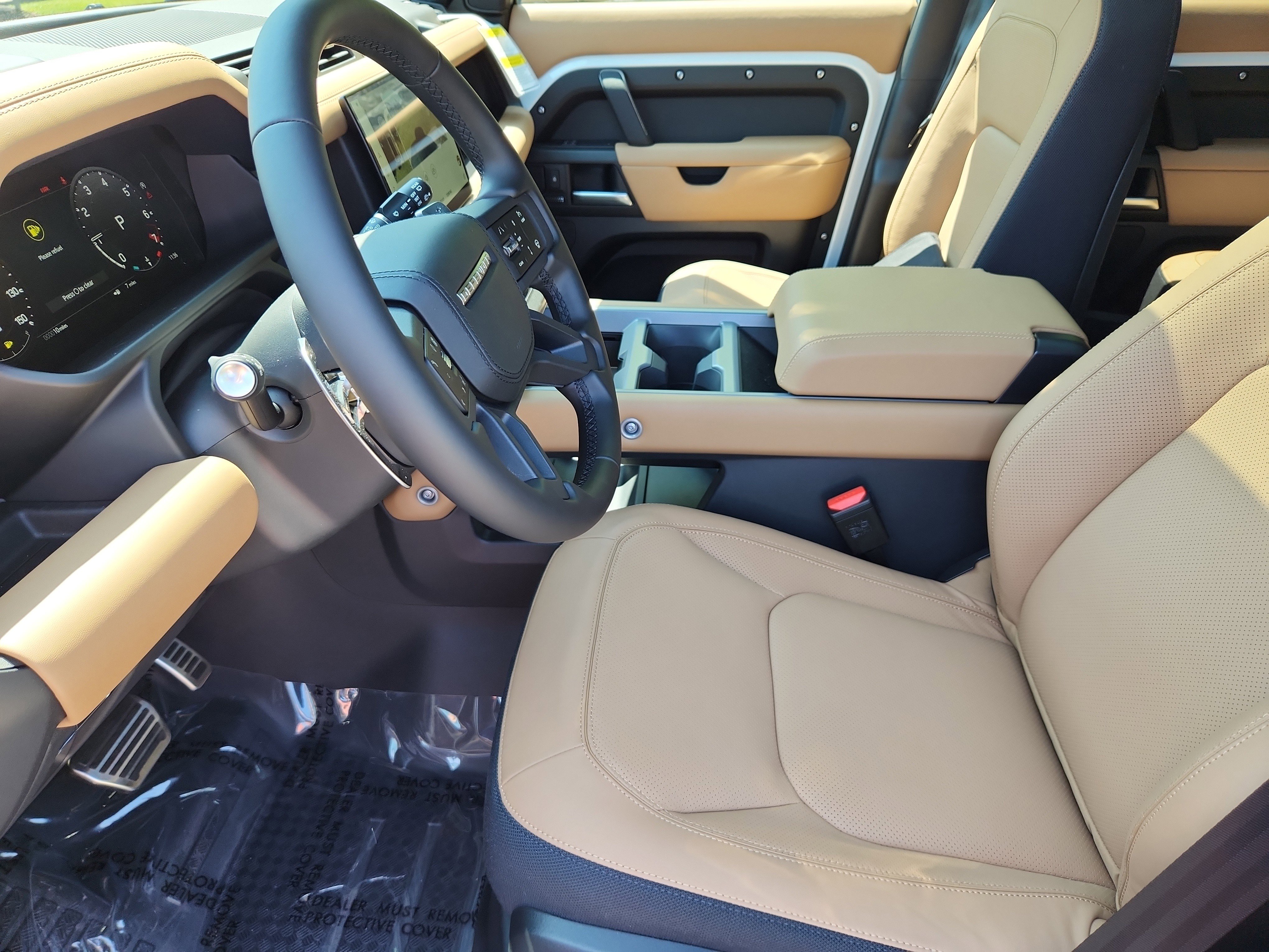 Used 2025 Land Rover Defender 130 V8 image 21