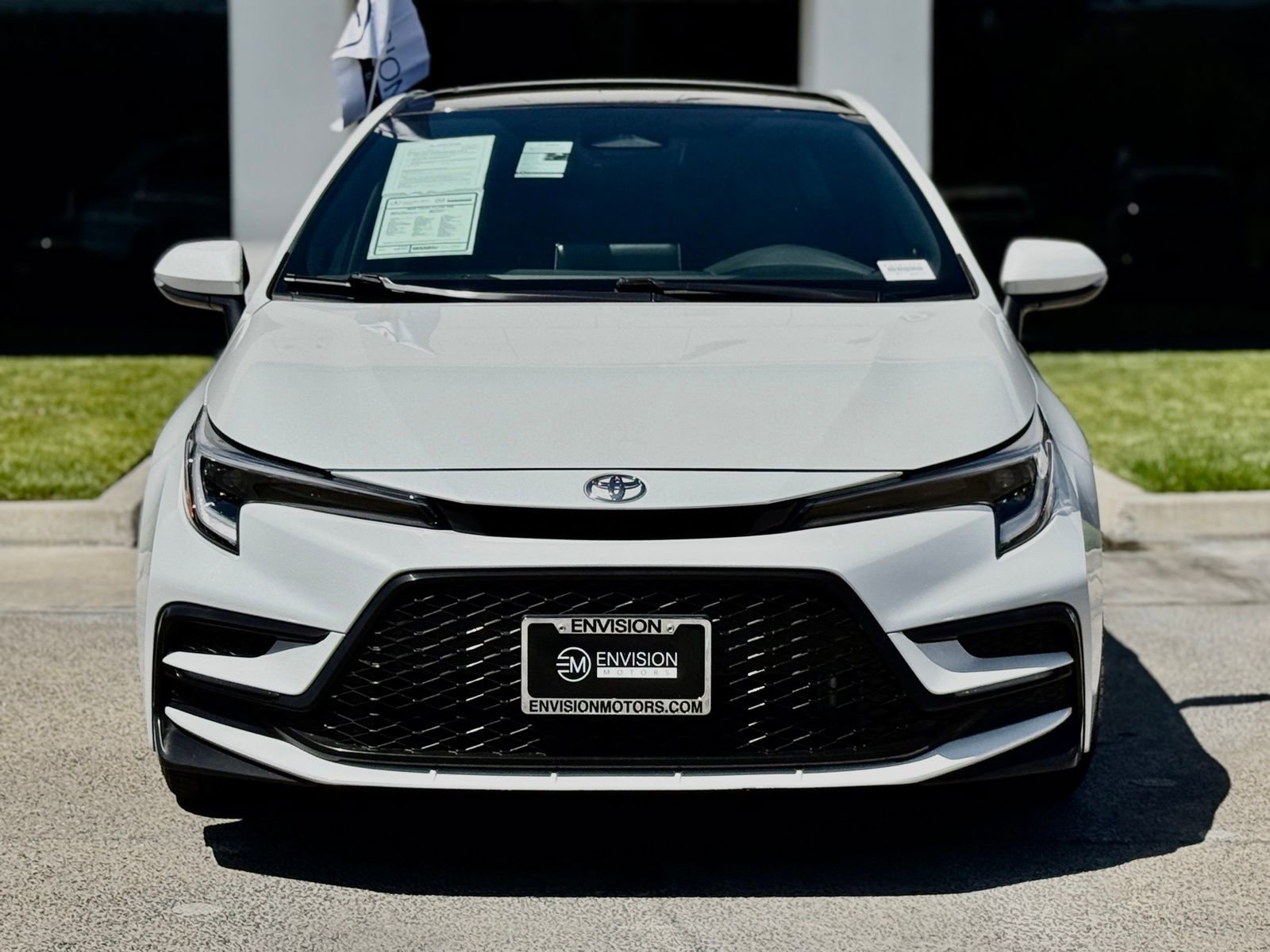 Used 2024 Toyota Corolla XSE FWD image 5