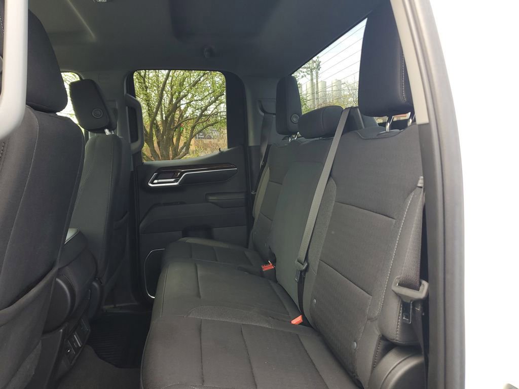 Used 2023 GMC Sierra 1500 Elevation w/ X31 Off-Road Package image 9