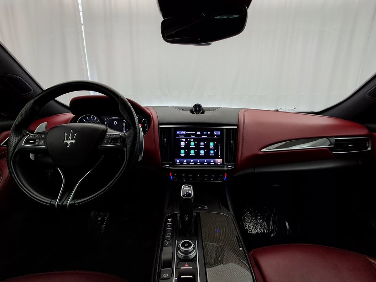 Used 2021 Maserati Levante S AWD/4WD image 30
