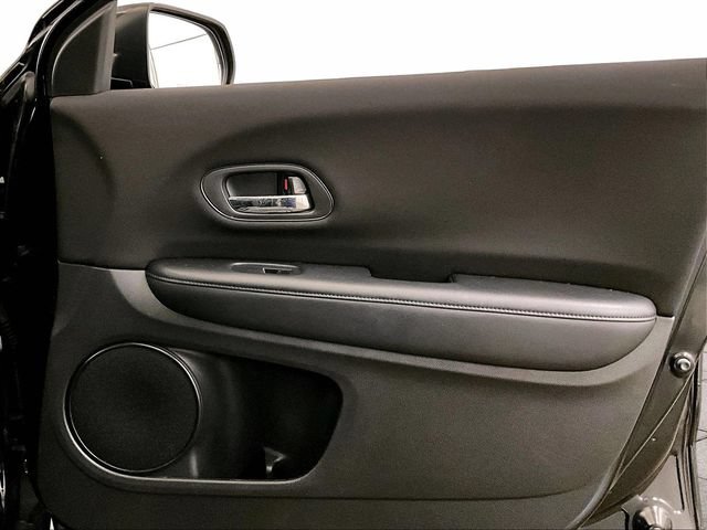 Used 2018 Honda HR-V LX image 24