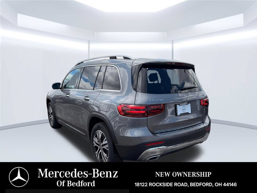 New 2026 Mercedes-Benz GLB 250 4MATIC image 6