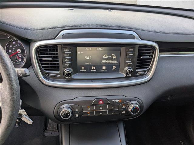Used 2019 Kia Sorento LX image 12