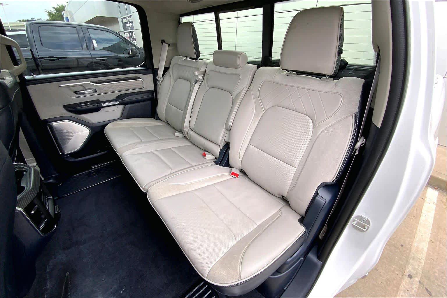 Used 2023 RAM 1500 Limited AWD/4WD image 18