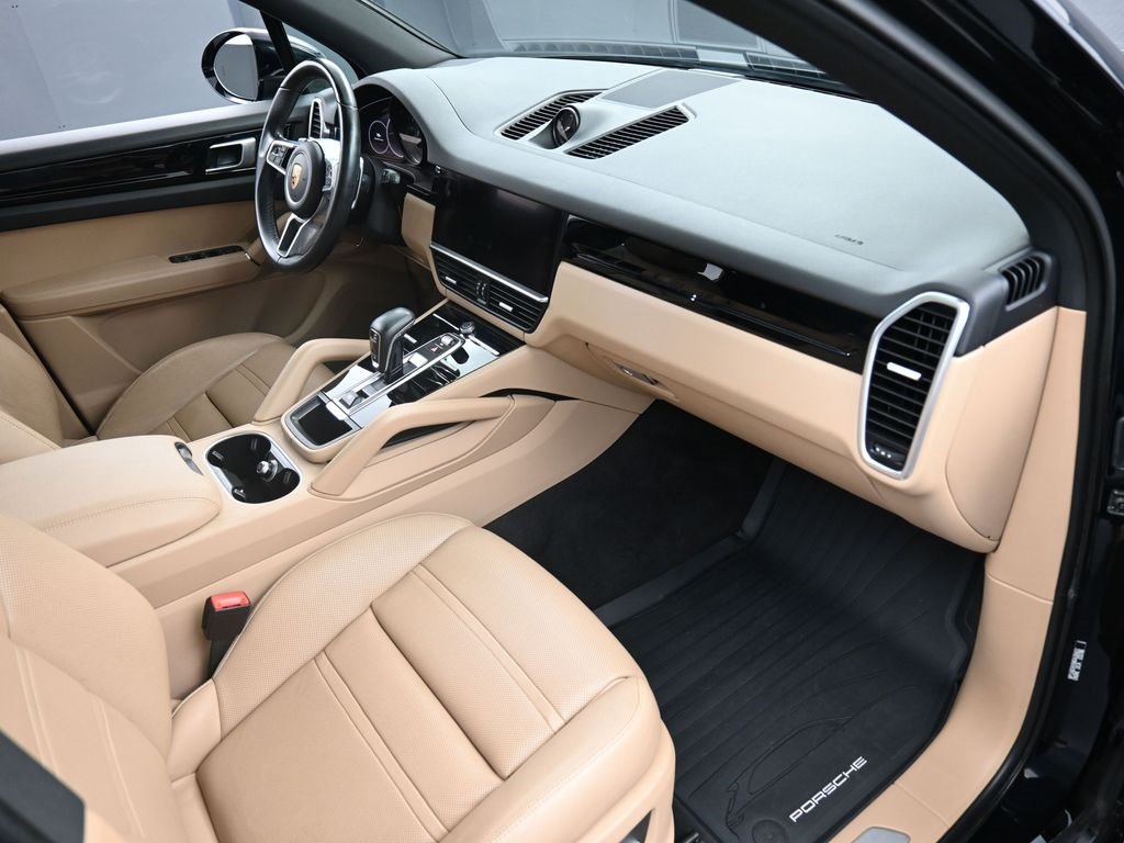 Certified 2021 Porsche Cayenne S image 32