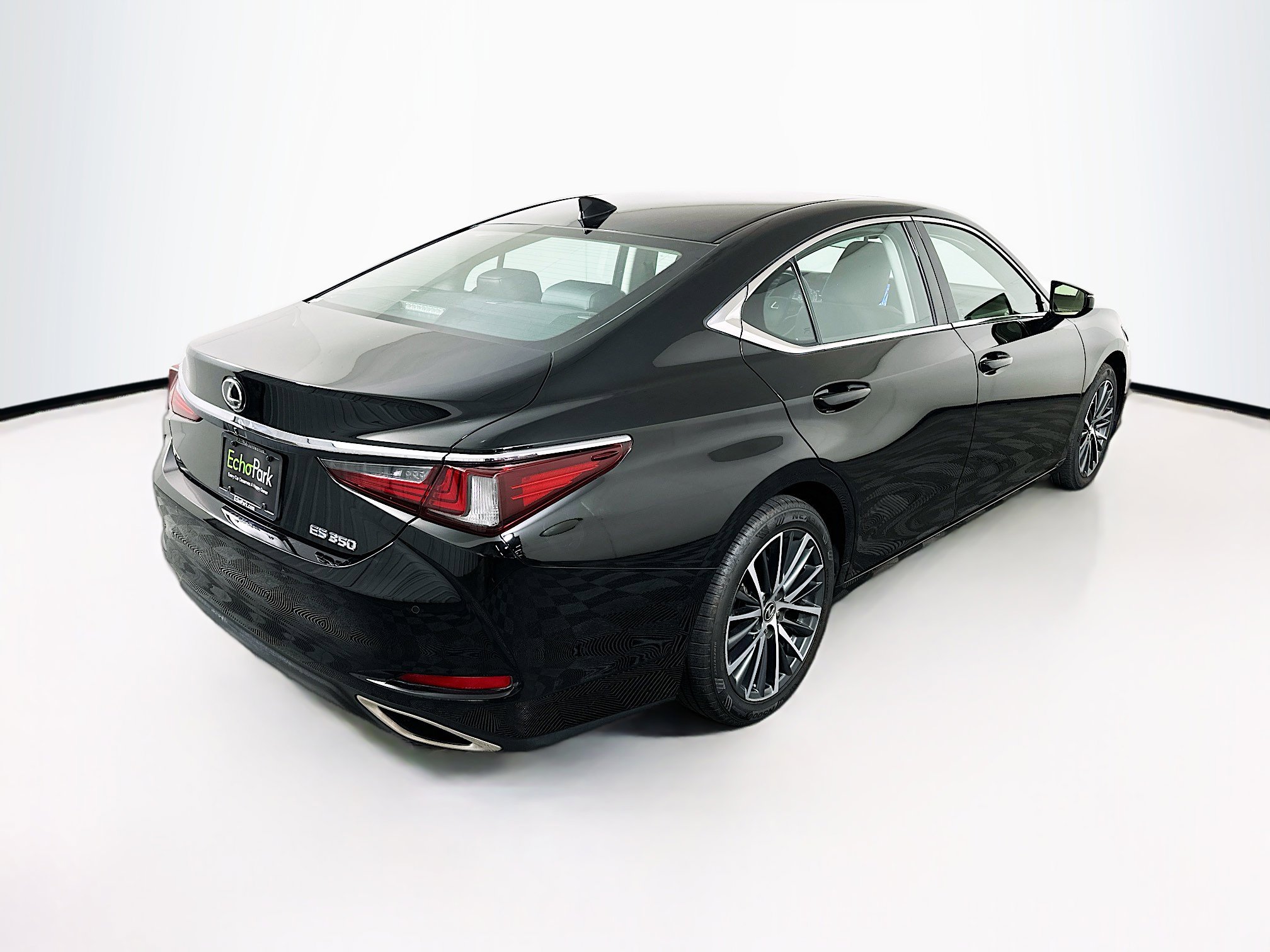 Used 2024 Lexus ES 350 w/ Premium Package image 9