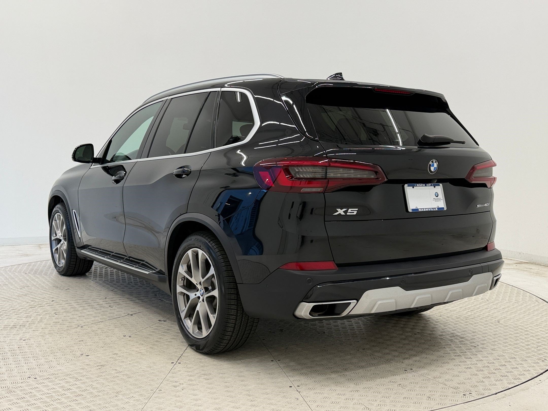 Used 2020 BMW X5 sDrive40i w/ Convenience Package RWD image 3