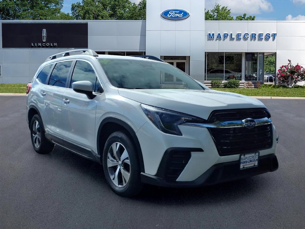 Used 2024 Subaru Ascent Premium w/ Convenience Package