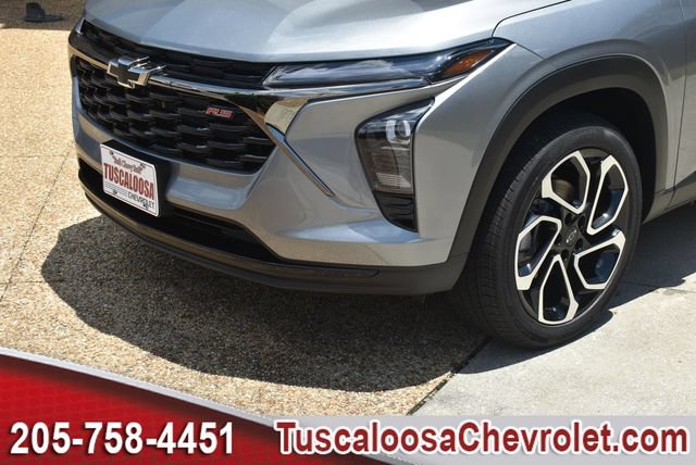 New 2026 Chevrolet Trax RS FWD image 32