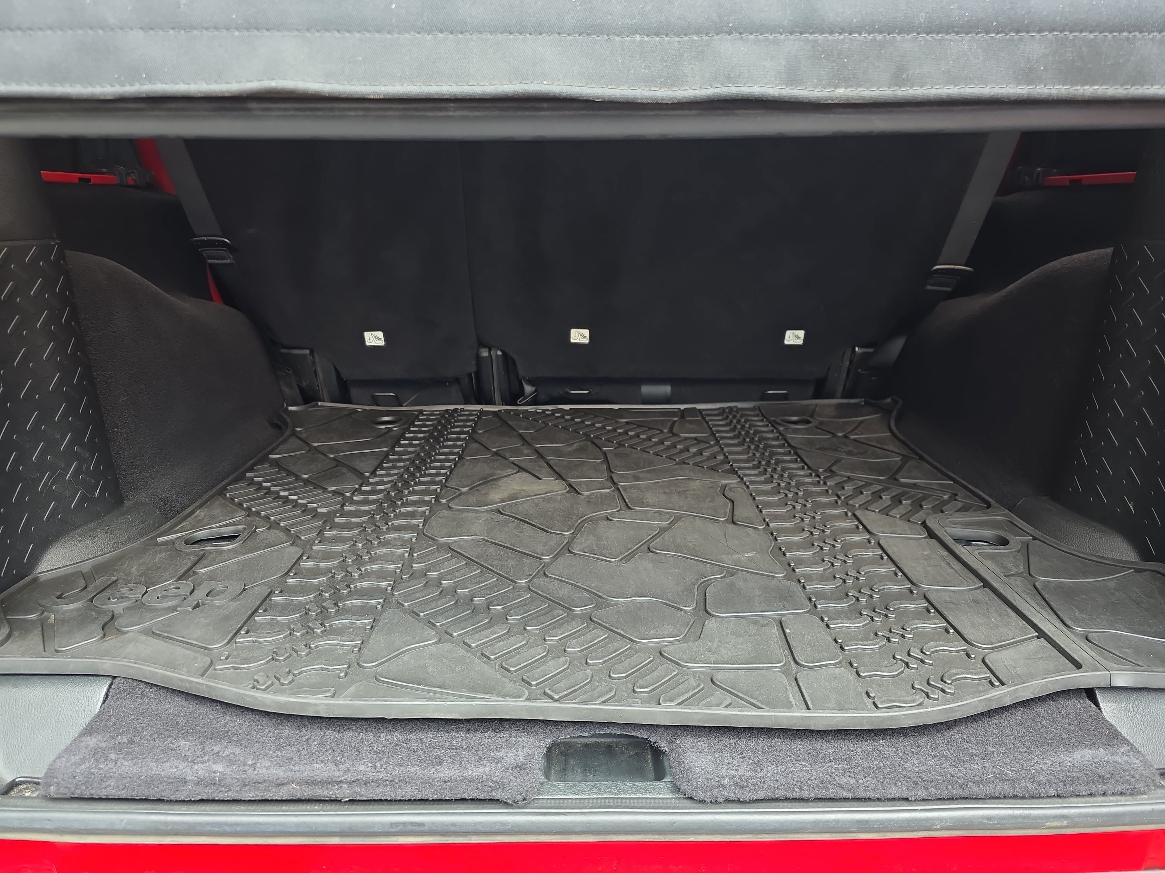 Used 2018 Jeep Wrangler Unlimited Sport S AWD/4WD image 10