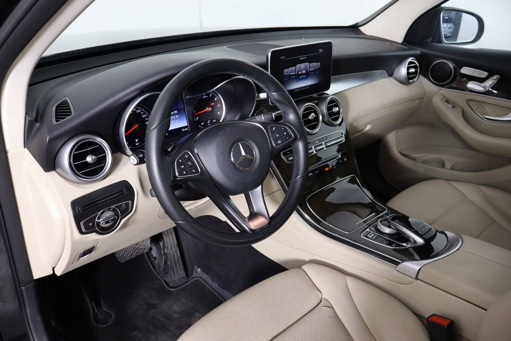 Used 2016 Mercedes-Benz GLC 300 image 28