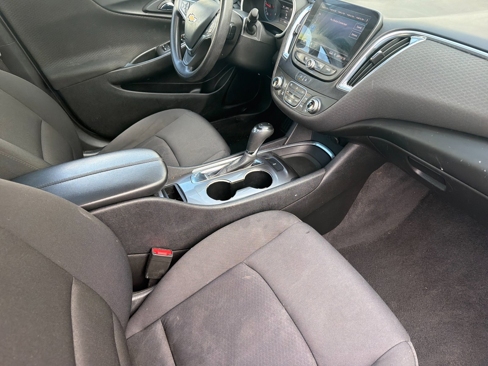 Used 2020 Chevrolet Malibu LT FWD image 16