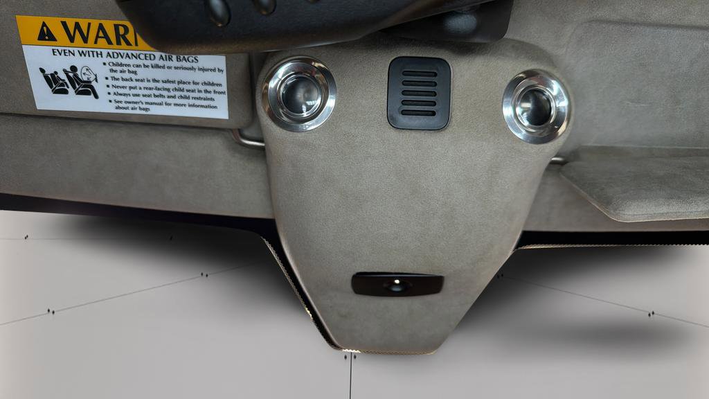 Used 2014 Aston Martin DB9 Volante RWD image 33