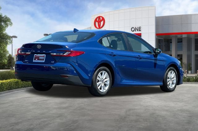 Certified 2025 Toyota Camry LE FWD image 5