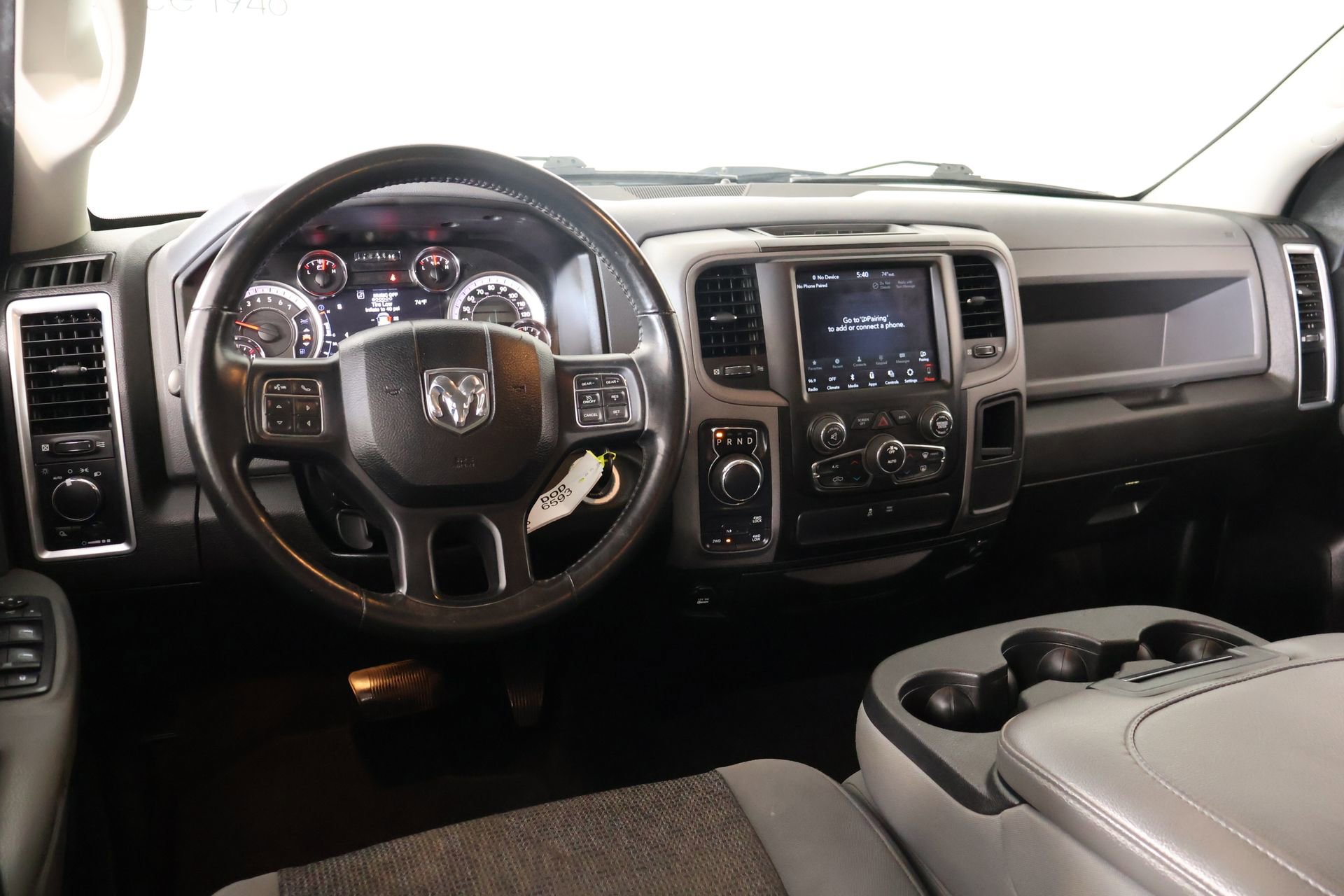 Used 2019 RAM 1500 Classic SLT w/ Luxury Group AWD/4WD image 2