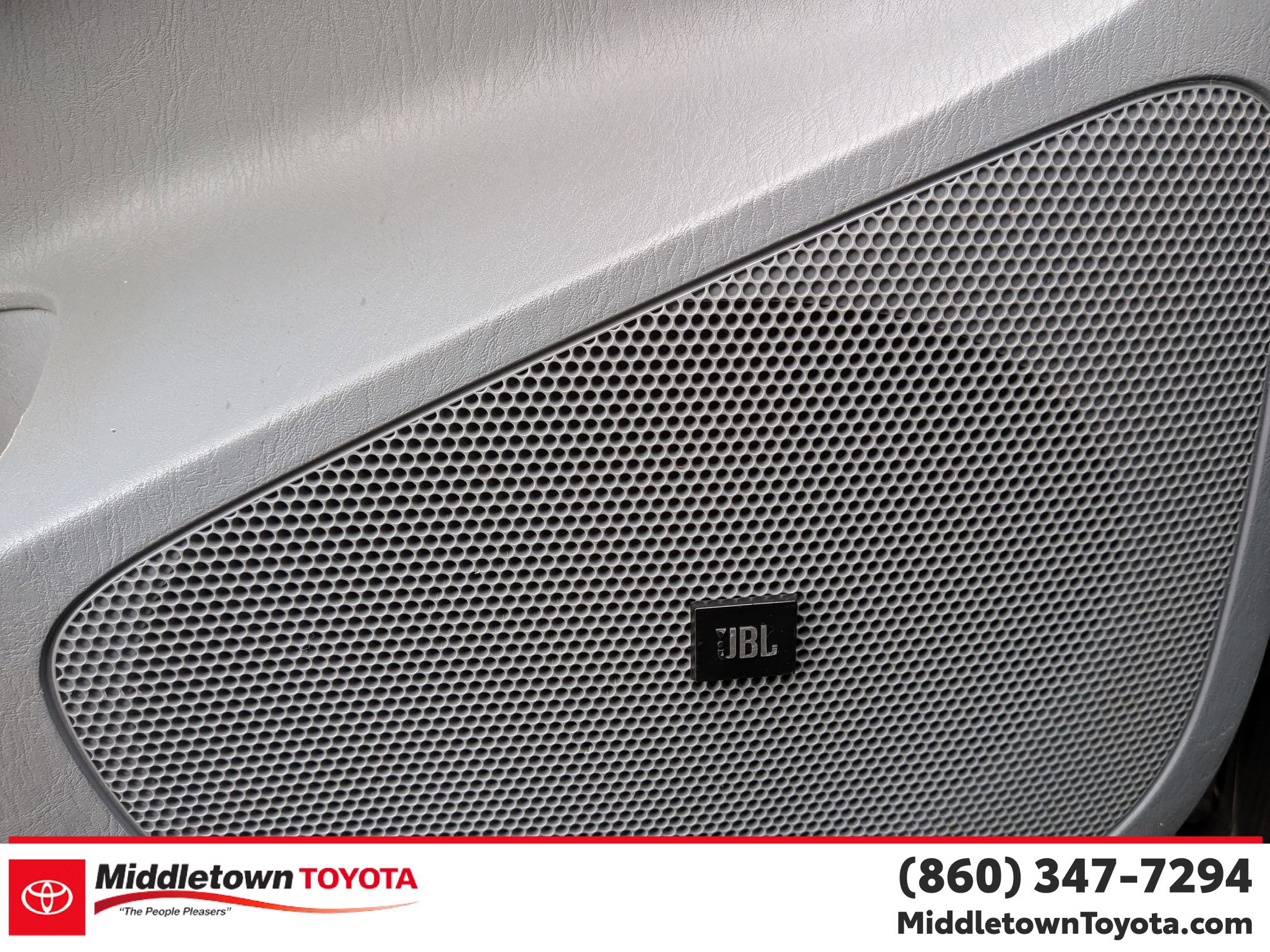 Used 2015 Toyota Tacoma 4x4 Double Cab w/ Limited Package image 13