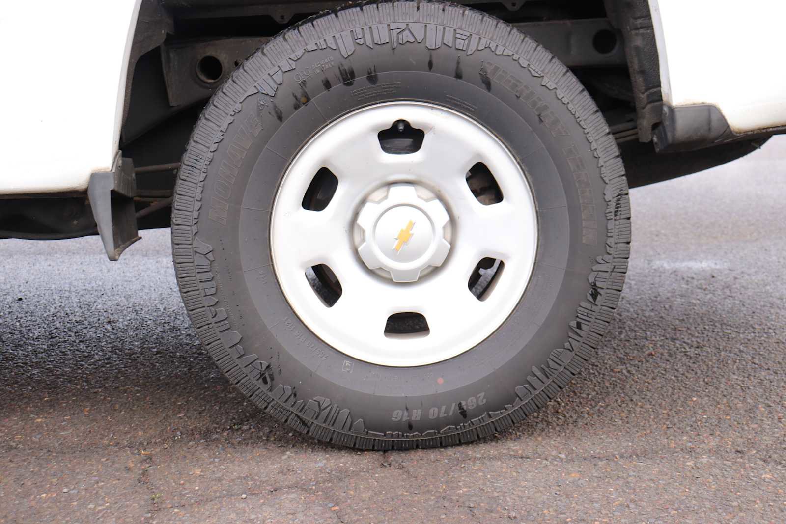 Used 2016 Chevrolet Colorado W/T AWD/4WD image 9