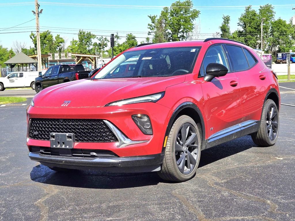 New 2025 Buick Envision Sport Touring image 7