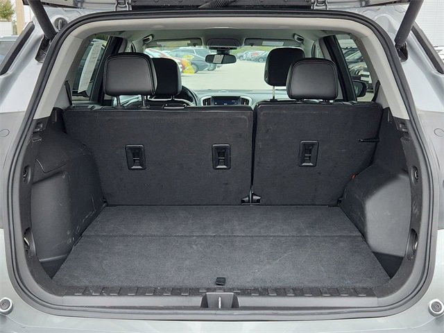 Used 2024 GMC Terrain SLT image 8