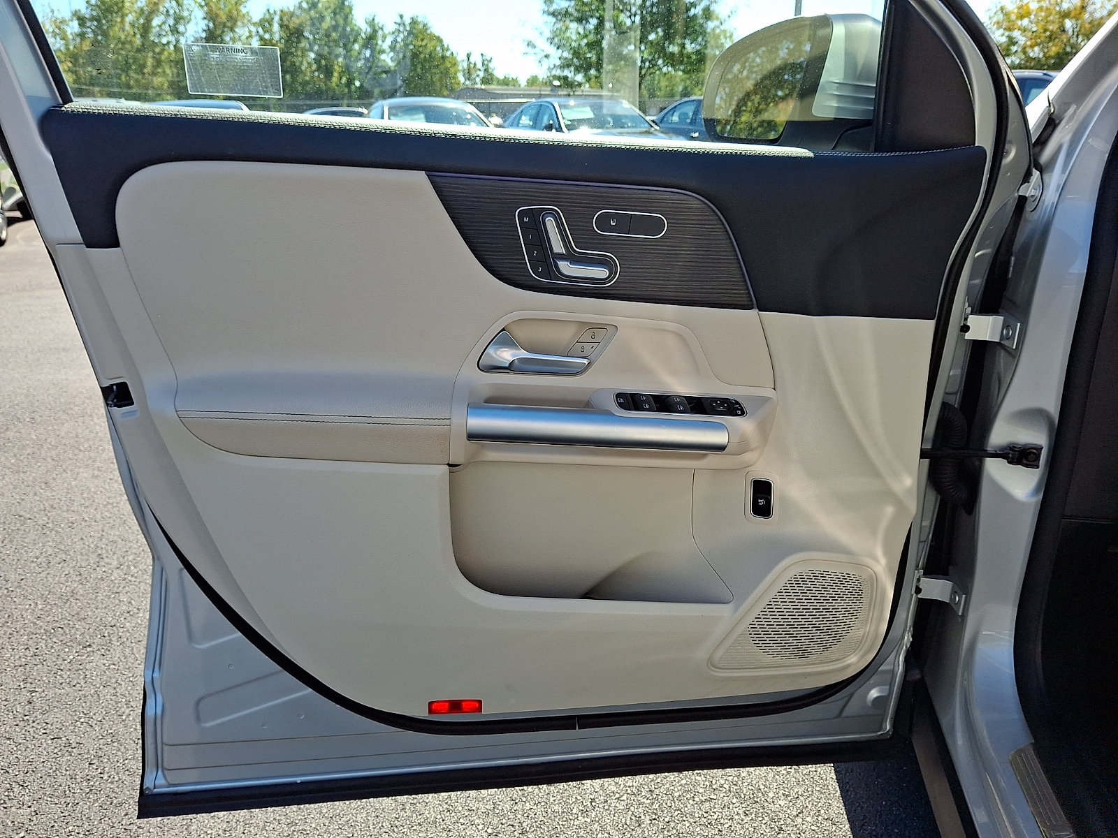 Used 2023 Mercedes-Benz GLA 250 4MATIC image 13
