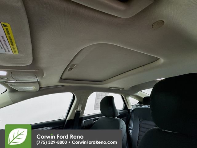 Used 2019 Ford Fusion SE image 21