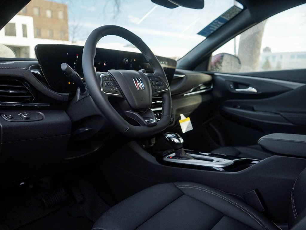 New 2026 Buick Envista Avenir FWD image 18