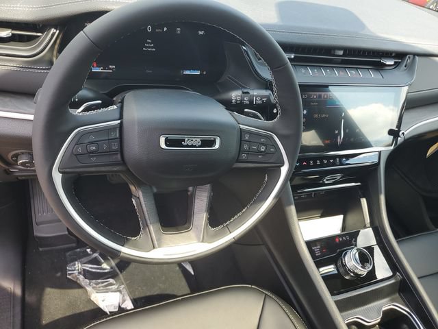 New 2026 Jeep Grand Cherokee L Limited w/ Limited Altitude Package AWD/4WD image 20