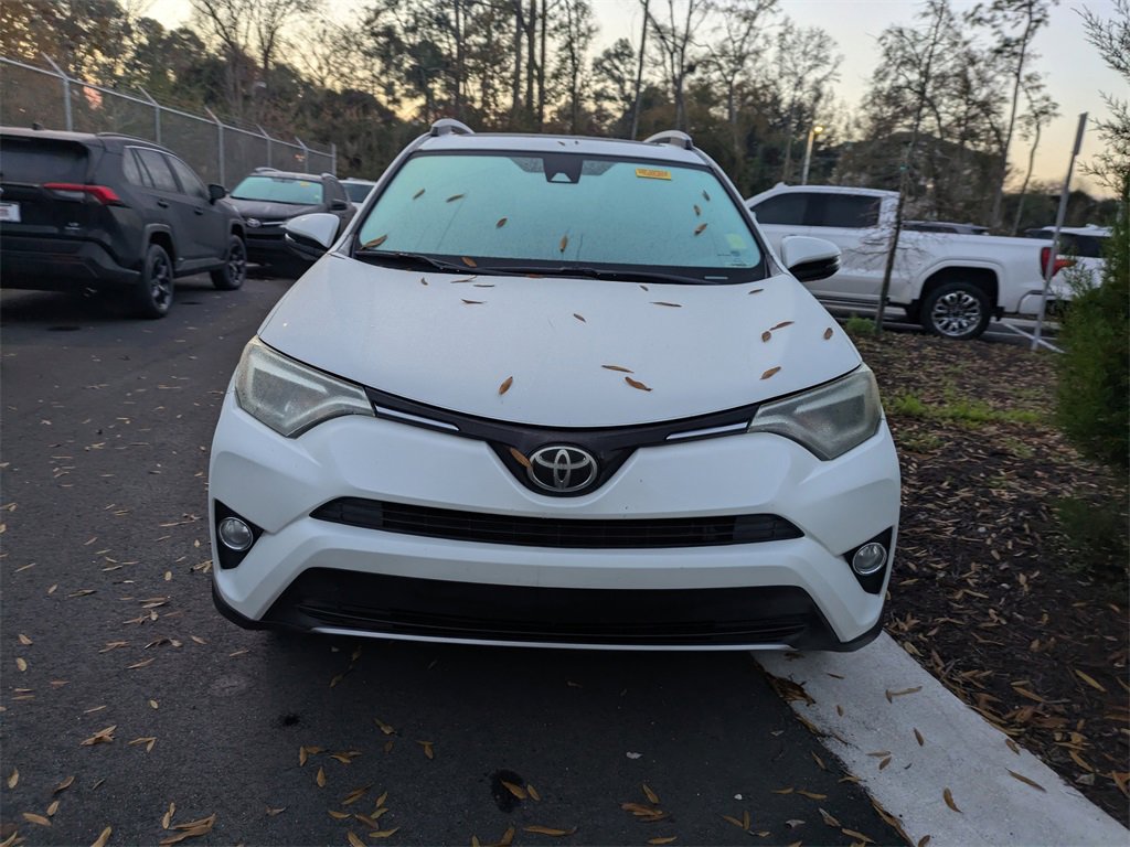 Used 2017 Toyota RAV4 Limited image 2