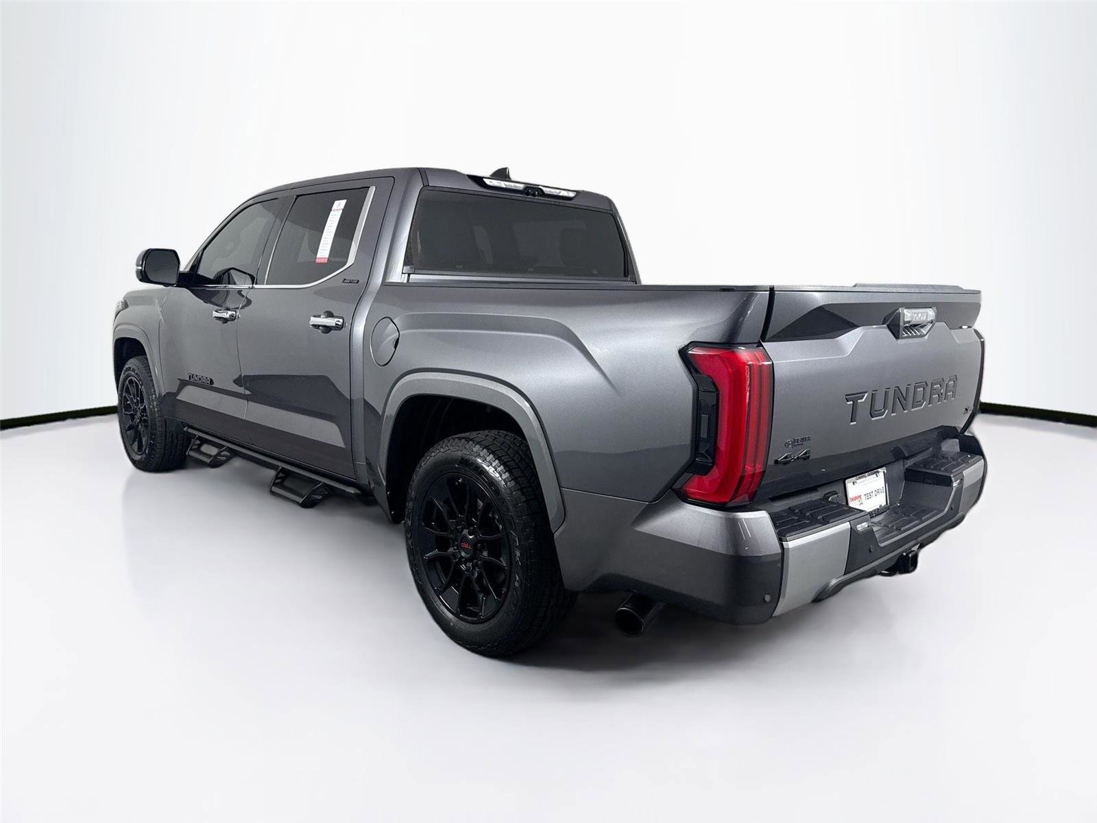 Used 2023 Toyota Tundra Limited AWD/4WD image 13