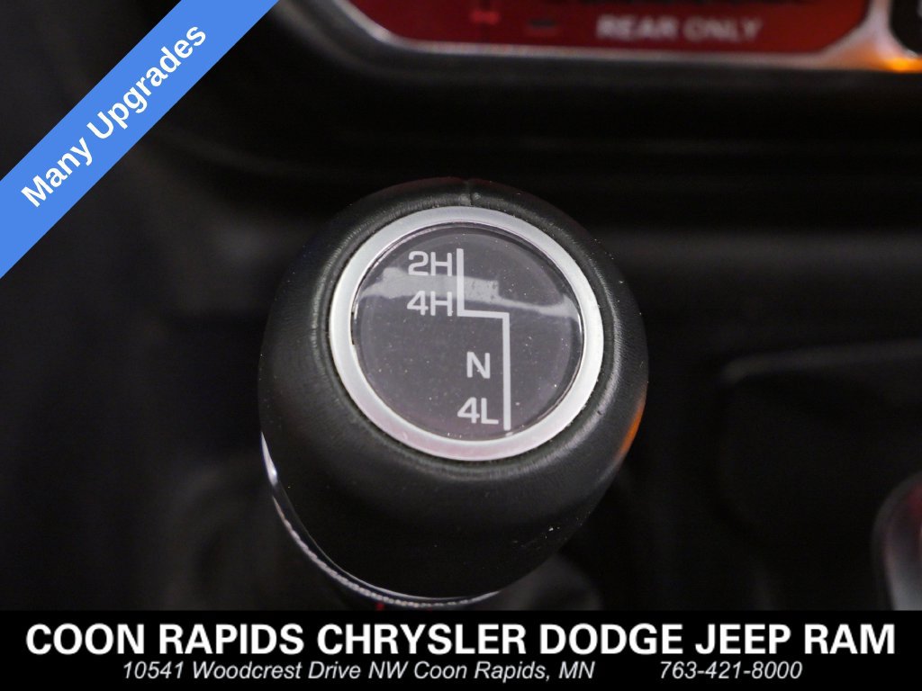 Used 2023 Jeep Wrangler Unlimited Rubicon w/ LED Lighting Group AWD/4WD image 21