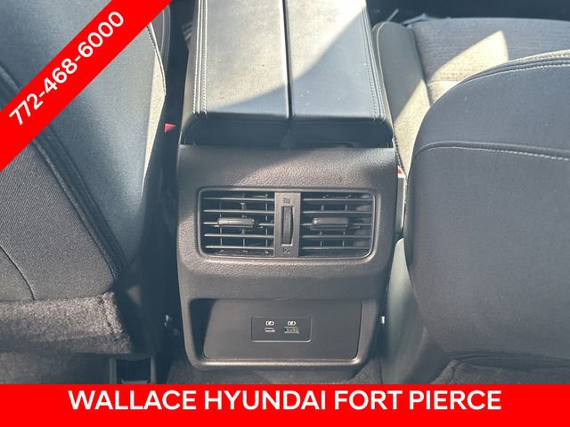 Used 2023 Nissan Rogue SV FWD image 17