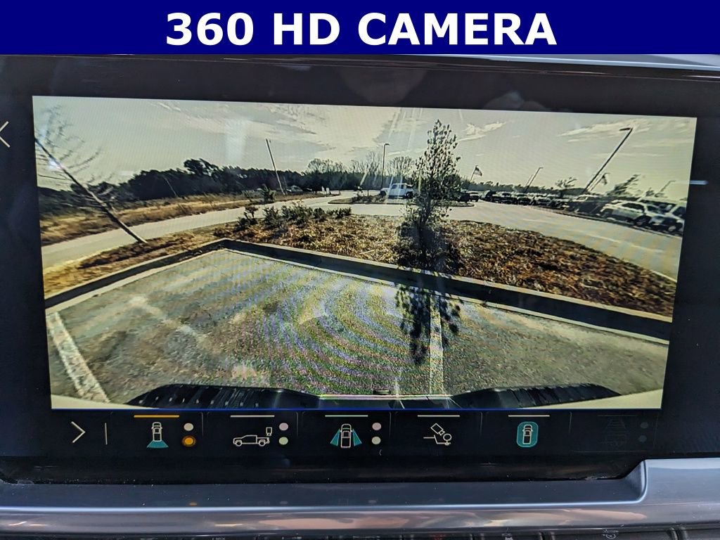 Used 2024 Chevrolet Silverado 2500 LTZ w/ LTZ Plus Package image 3