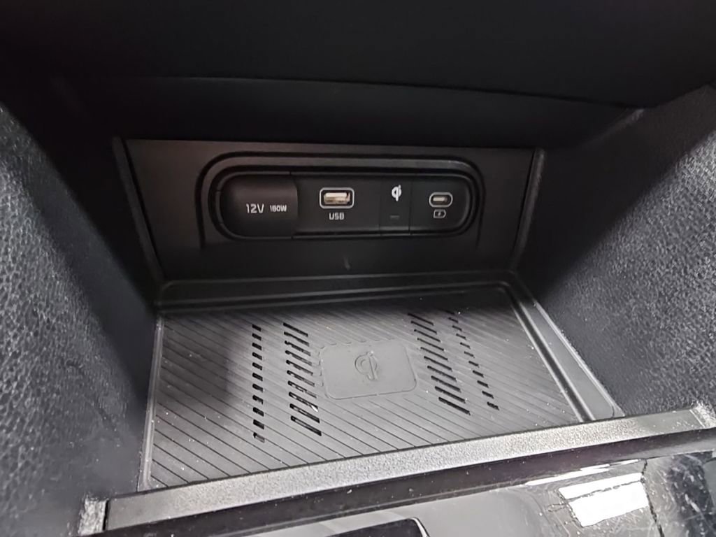 Used 2023 Kia Sportage SX image 23