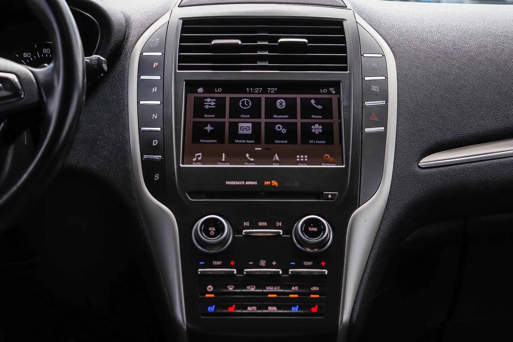 Used 2019 Lincoln MKC Reserve FWD image 17