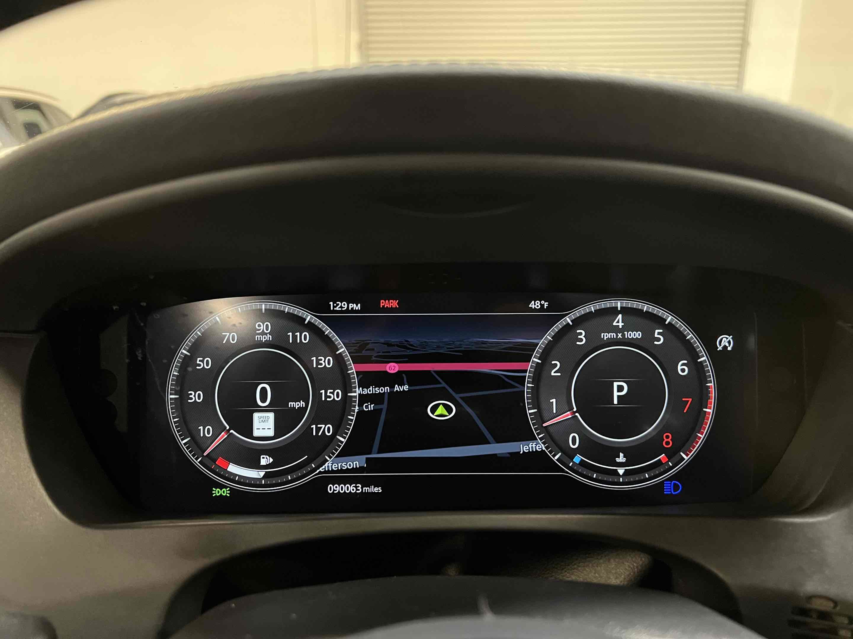 Used 2019 Jaguar F-PACE Prestige image 9