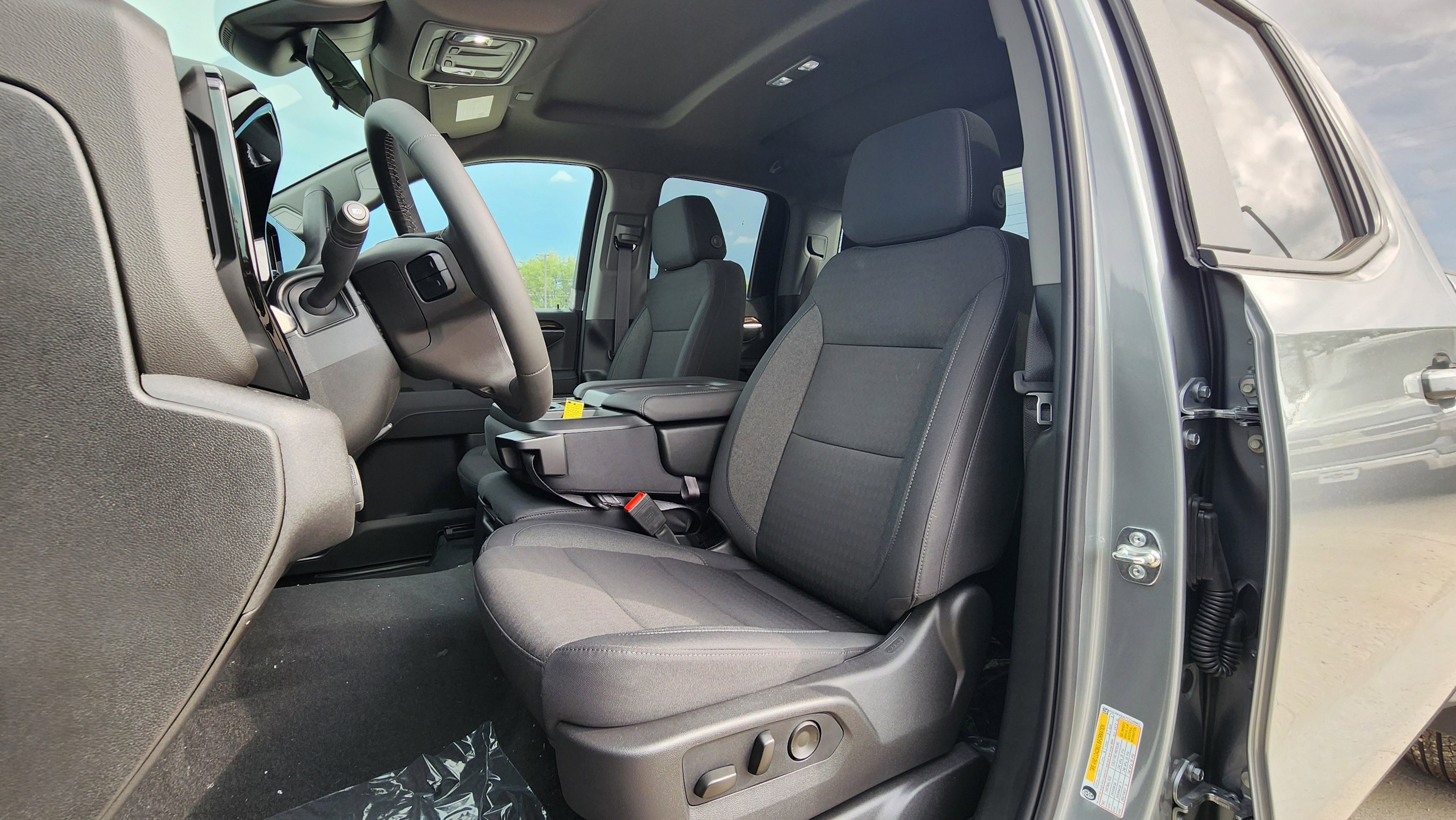 New 2026 Chevrolet Silverado 1500 LT image 13