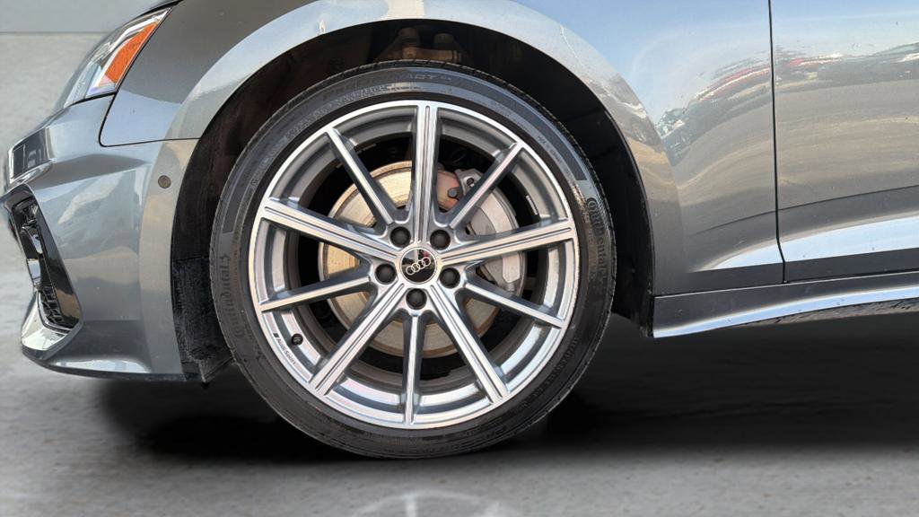 Used 2025 Audi A5 2.0T Premium Plus image 14