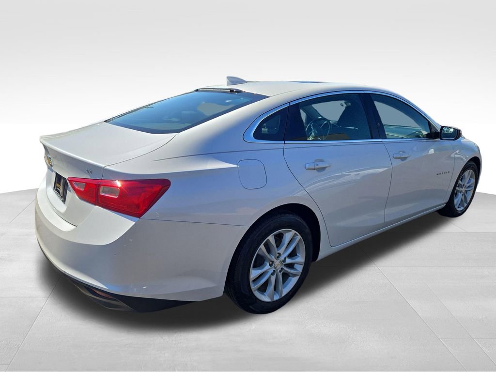 Used 2016 Chevrolet Malibu LT image 5