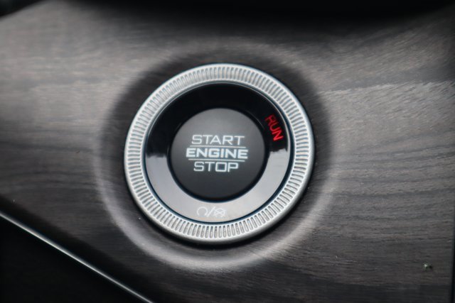 Used 2022 Jeep Grand Cherokee L Overland image 11