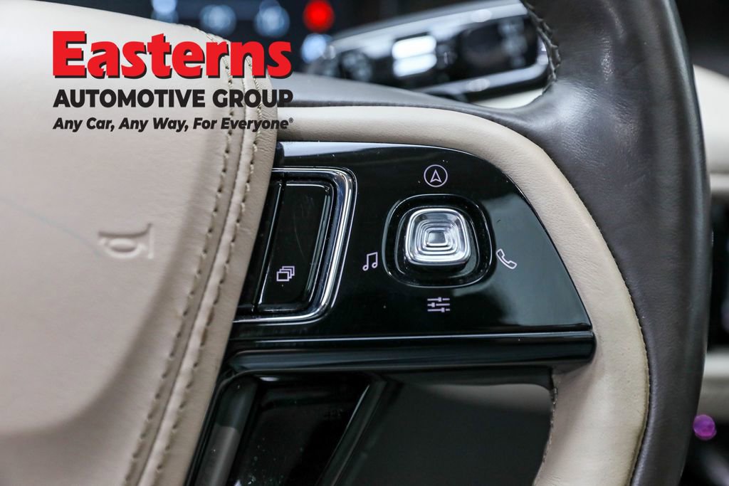 Used 2020 Lincoln Aviator Reserve w/ Equipment Group 202A image 18