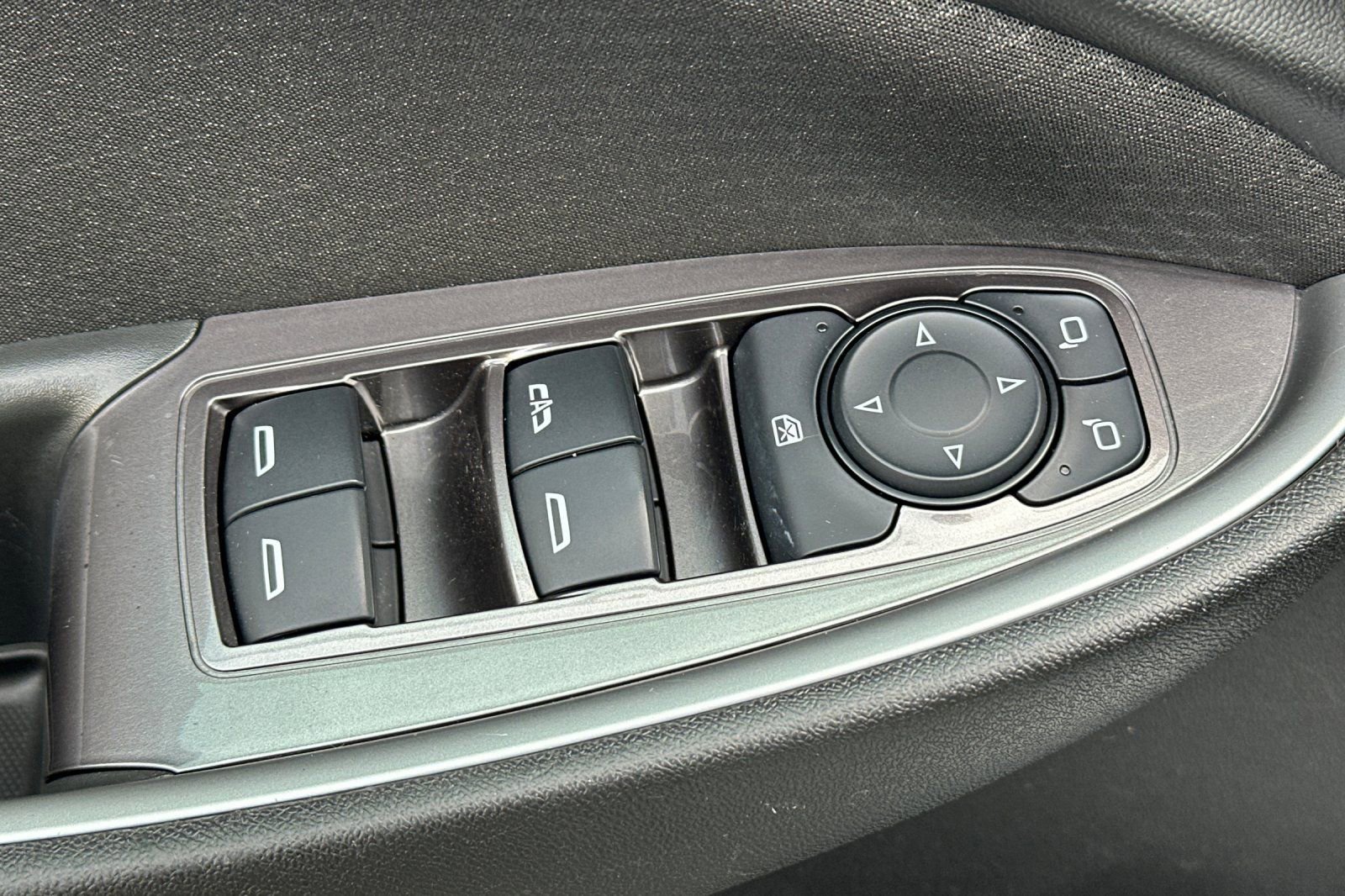 Used 2024 Chevrolet Malibu LT image 12