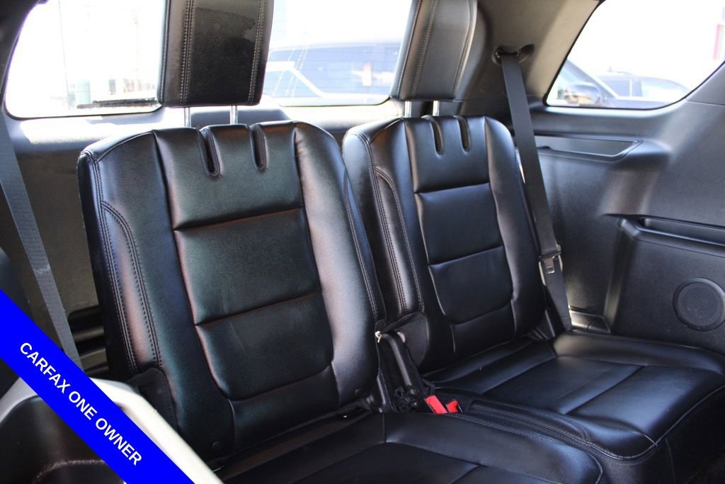 Used 2016 Ford Explorer XLT w/ Equipment Group 202A image 25