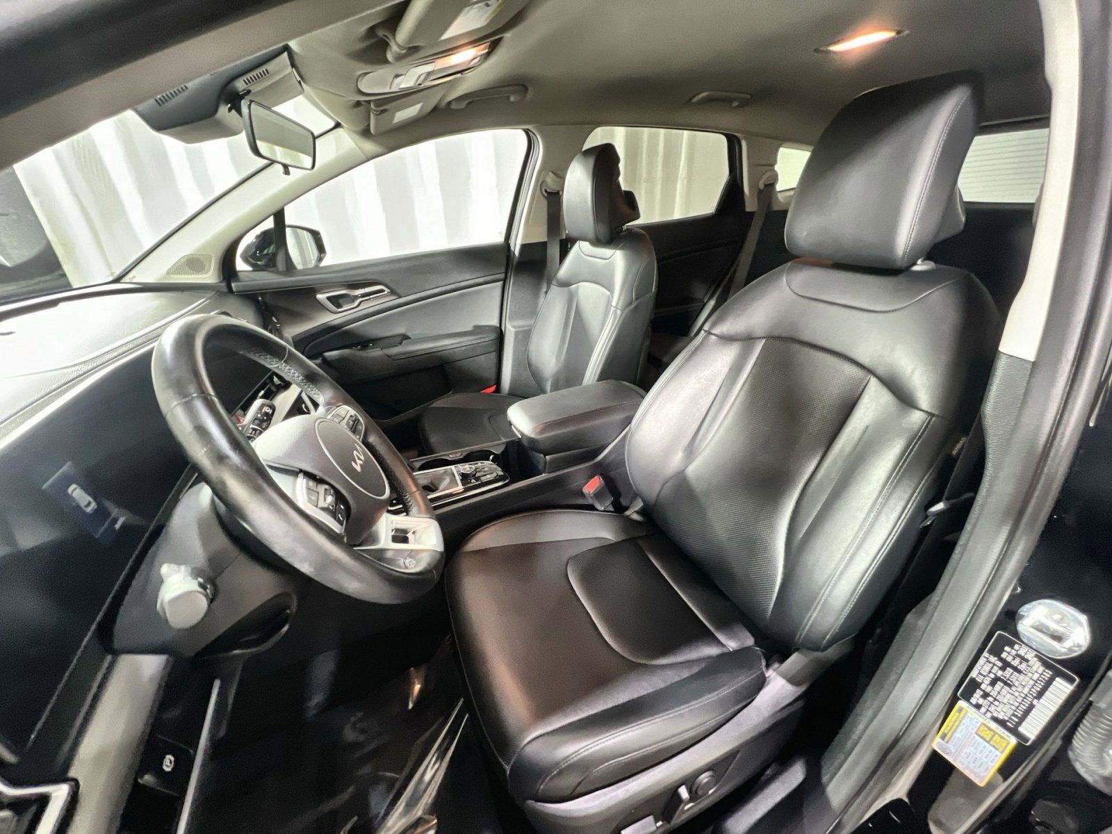 Used 2023 Kia Sportage EX image 23