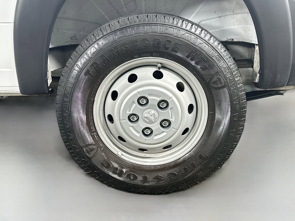Used 2023 RAM ProMaster 2500 image 33