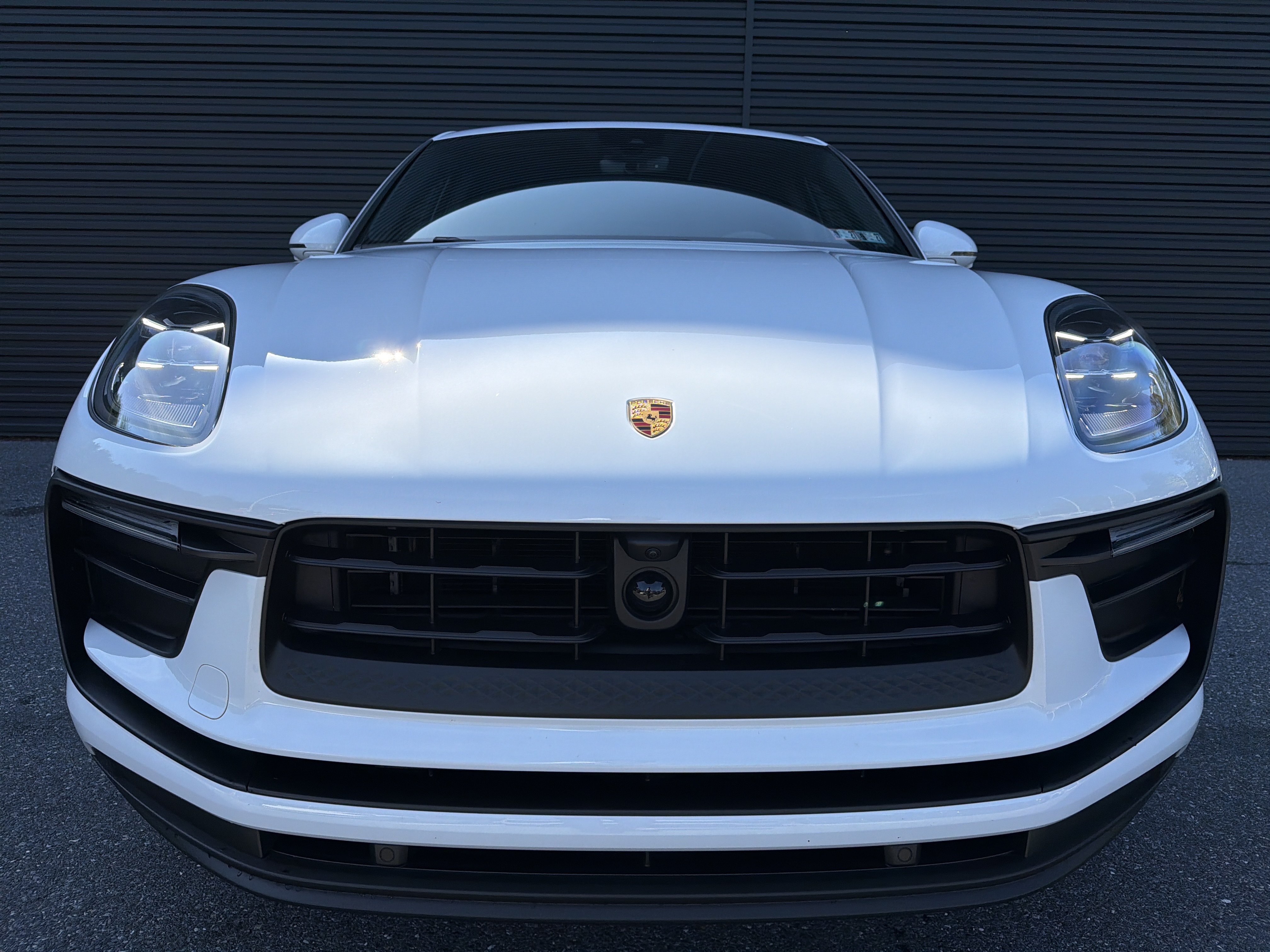 New 2026 Porsche Macan AWD/4WD image 30