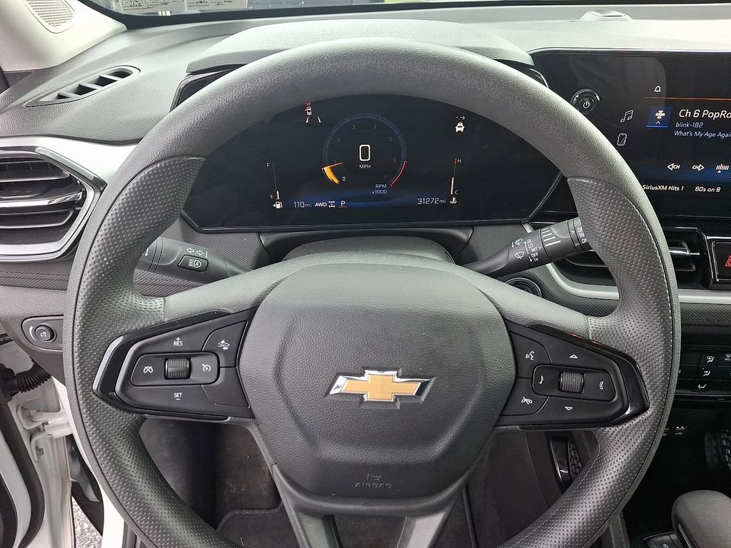 Used 2025 Chevrolet TrailBlazer LT AWD/4WD image 20