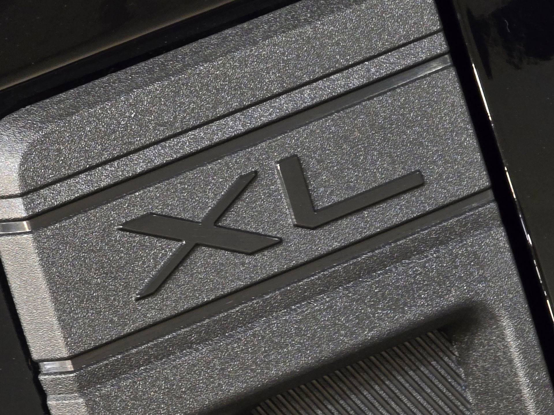 New 2025 Ford Maverick XL w/ Equipment Group 101A image 3