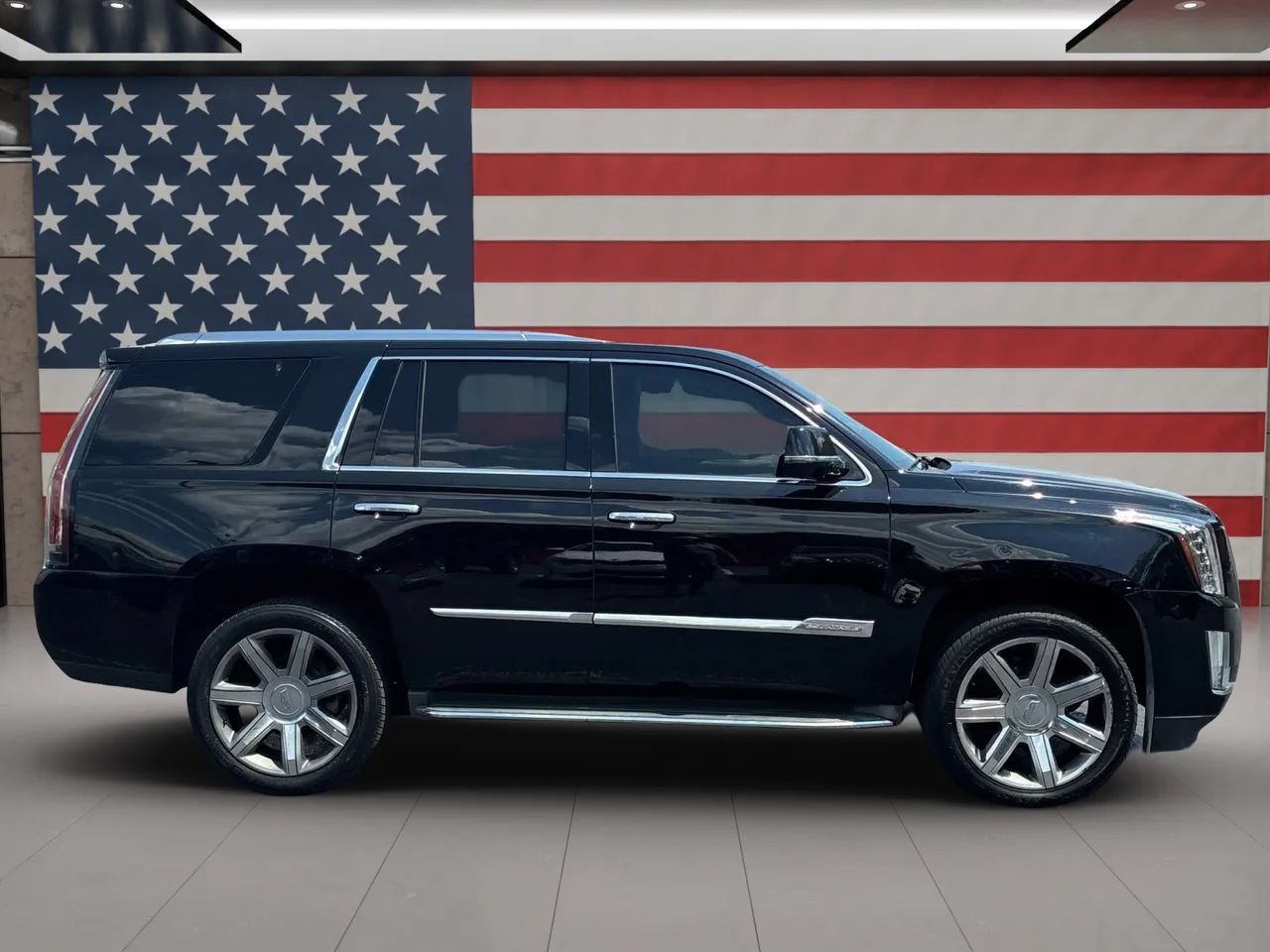 Used 2015 Cadillac Escalade Luxury AWD/4WD image 8