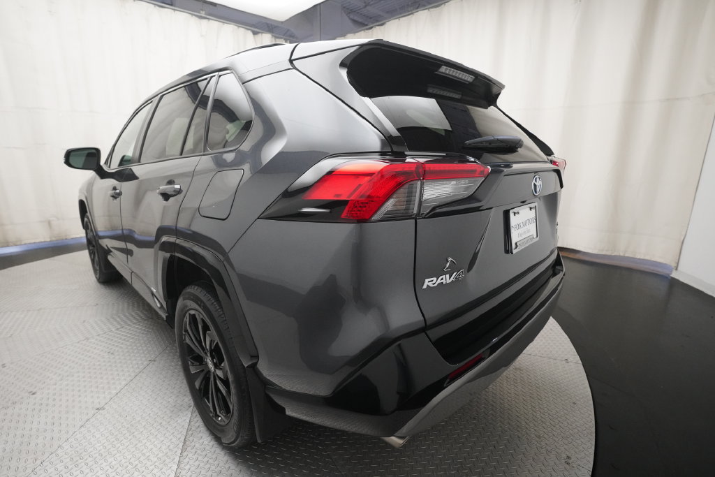 Used 2023 Toyota RAV4 SE w/ SE Grade Weather Package AWD/4WD image 33