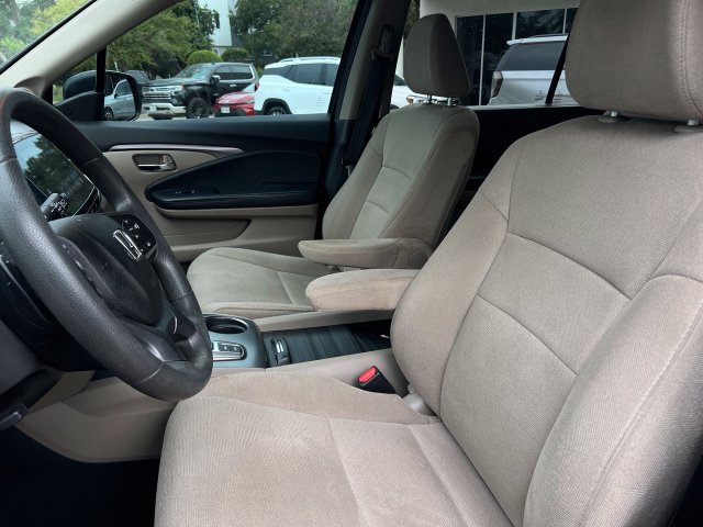 Used 2021 Honda Pilot EX image 9